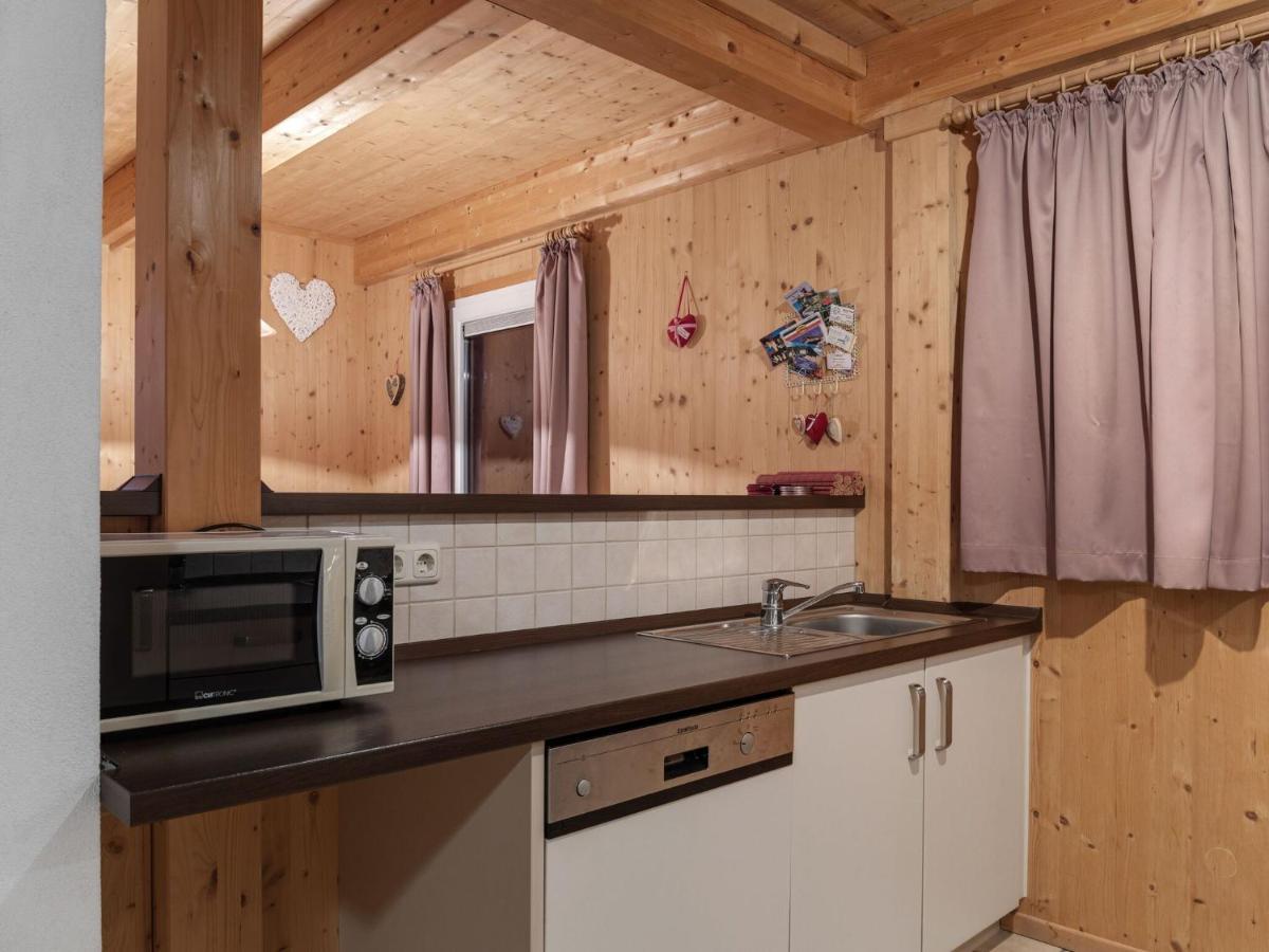 Chalet In St Georgen Ob Murau With Hot Tub Санкт-Георген-об-Мурау Экстерьер фото